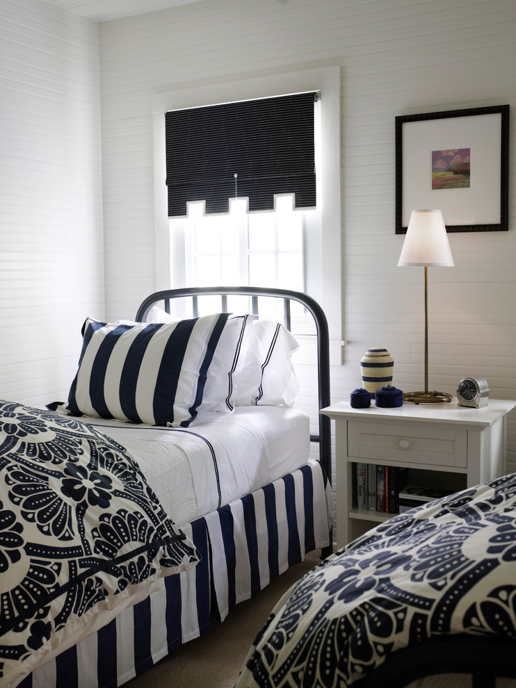 Bedroom - coastal guest bedroom idea in Chicago with white walls