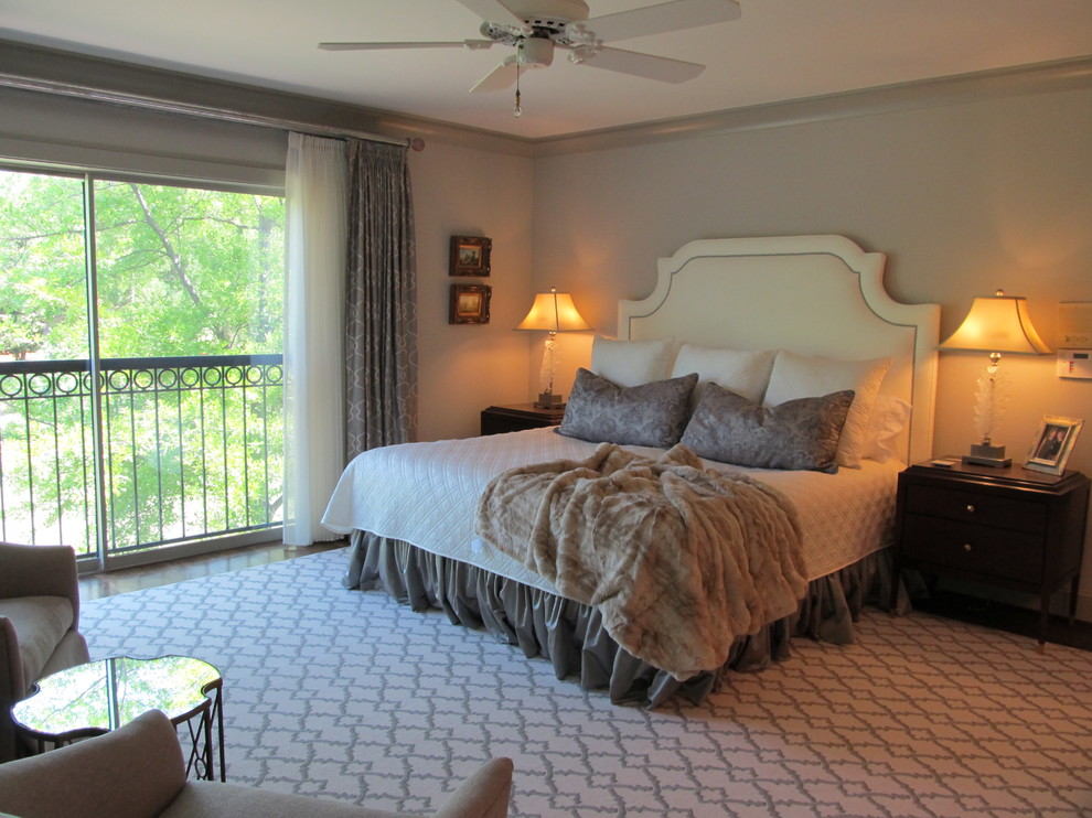 Bedroom - traditional bedroom idea in Oklahoma City