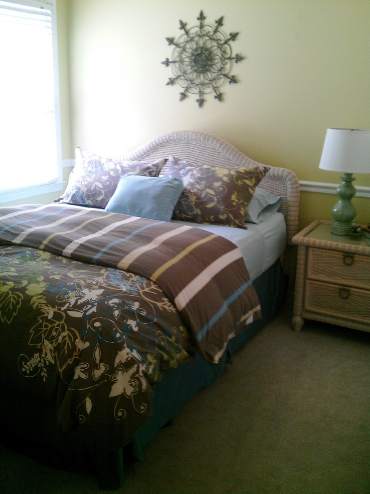 Updating our 30 year old home until we renovate Éclectique Chambre