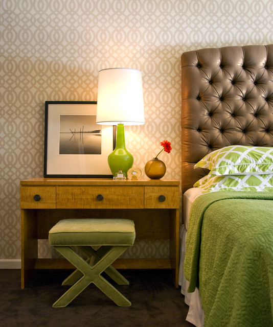 A guide to bedding. From what comes in a comforter set to the
