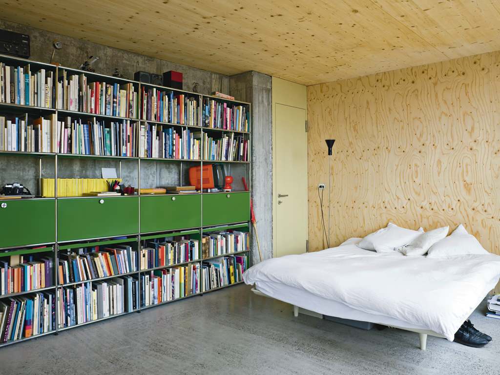 Nicht nur für lange Lesenächte Schlafzimmer mit Bücherregalen
