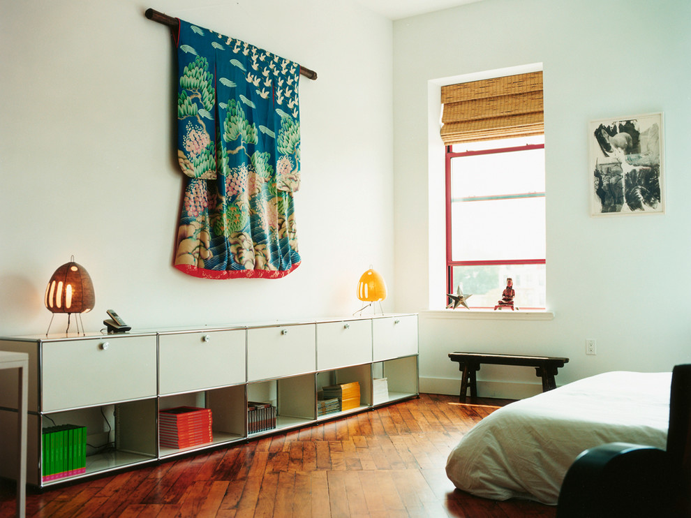 シカゴにあるコンテンポラリースタイルのおしゃれな客用寝室のインテリア