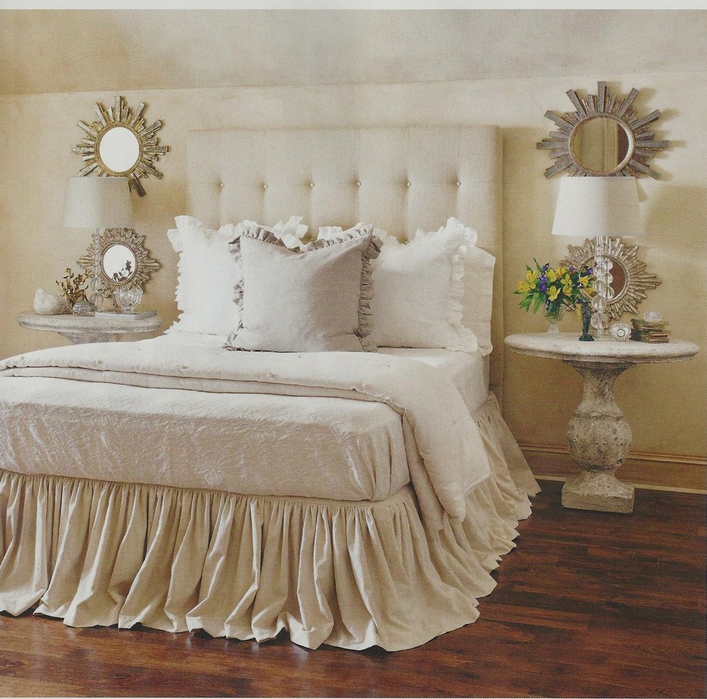 Inspiration for a timeless bedroom remodel in Little Rock