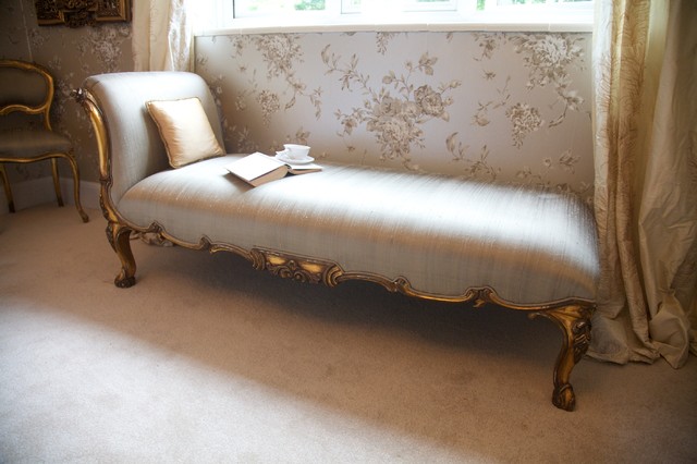 Versailles Gold Chaise Longue - Traditional - Bedroom - Sussex - by French  Bedroom | Houzz