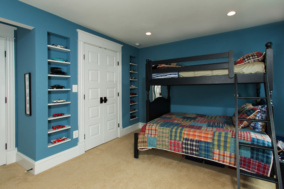 Example of an ornate guest carpeted bedroom design in DC Metro with blue walls
