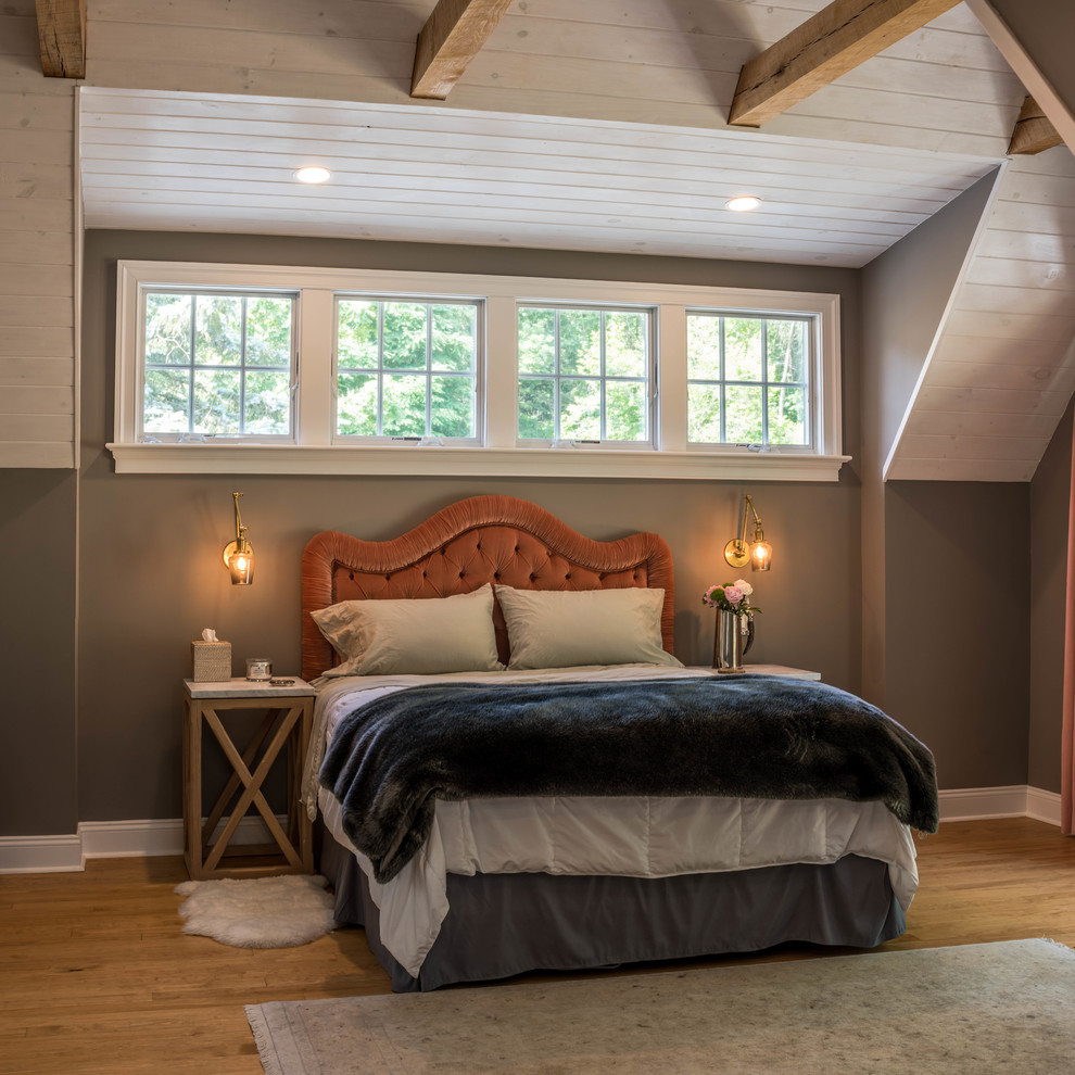 Example of a mountain style bedroom design in Philadelphia