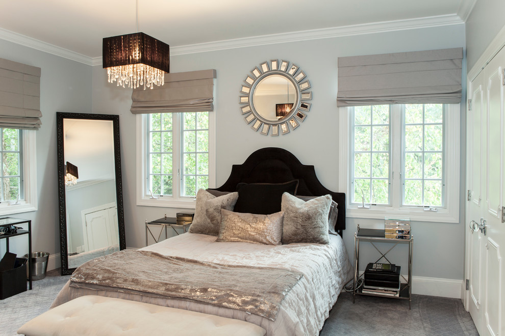 Foto de habitación de invitados clásica de tamaño medio con paredes grises y moqueta