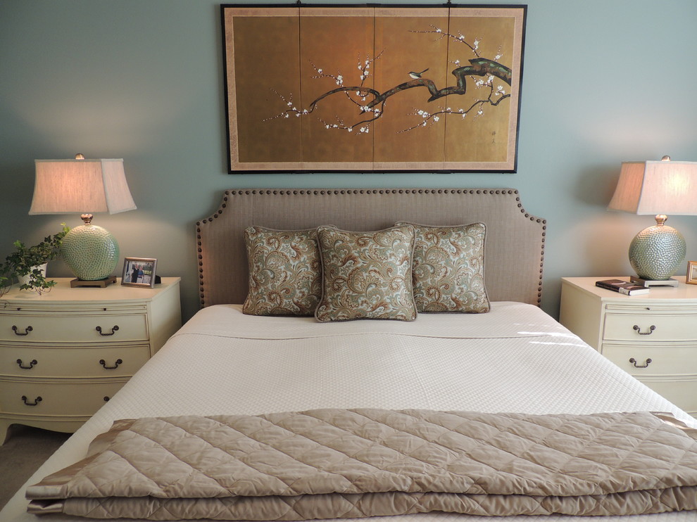 Classic bedroom in Jacksonville with blue walls.