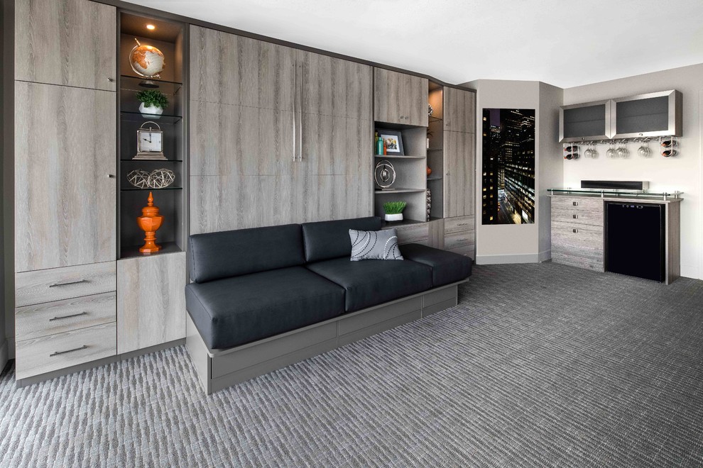 Imagen de habitación de invitados gris y negra contemporánea grande sin chimenea con paredes blancas y moqueta