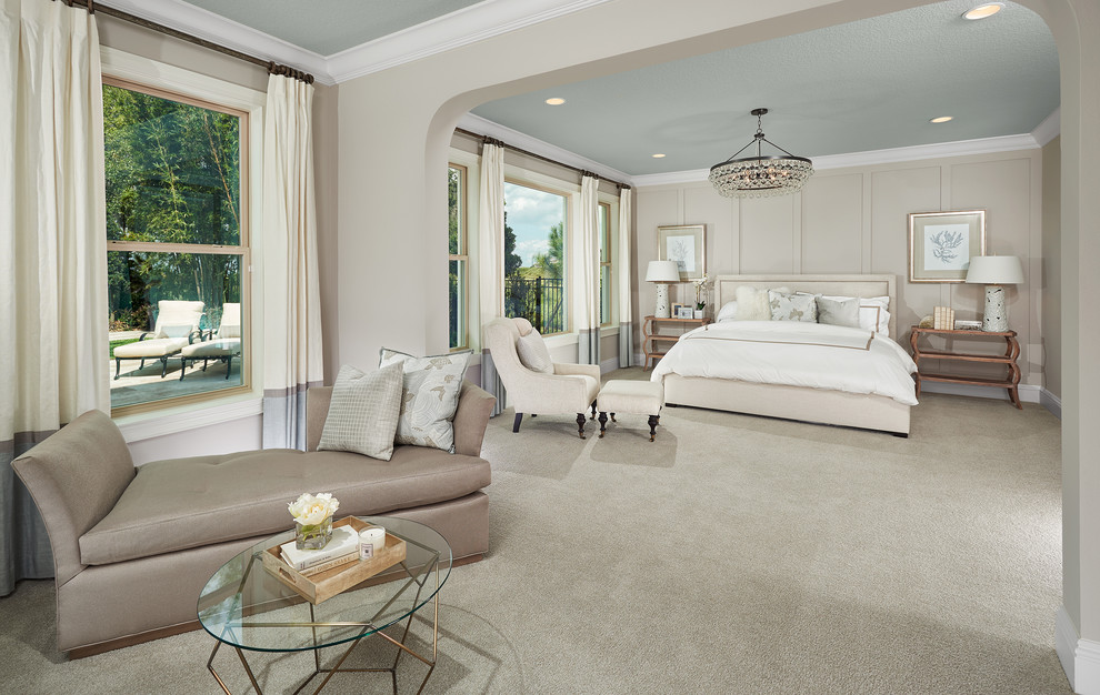 Design ideas for a classic bedroom in Orlando.
