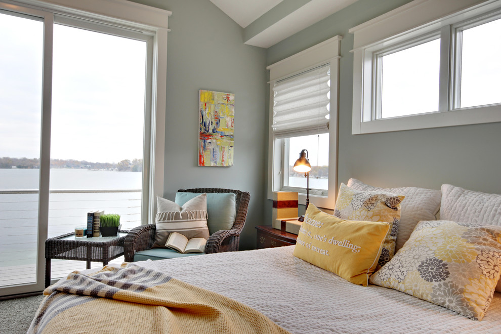 Inspiration for a coastal bedroom in Grand Rapids.