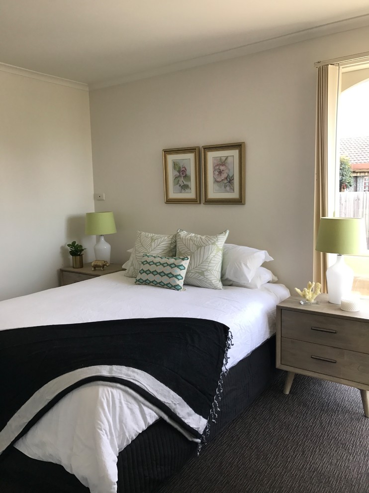 Mittelgroßes Modernes Schlafzimmer mit Teppichboden in Geelong