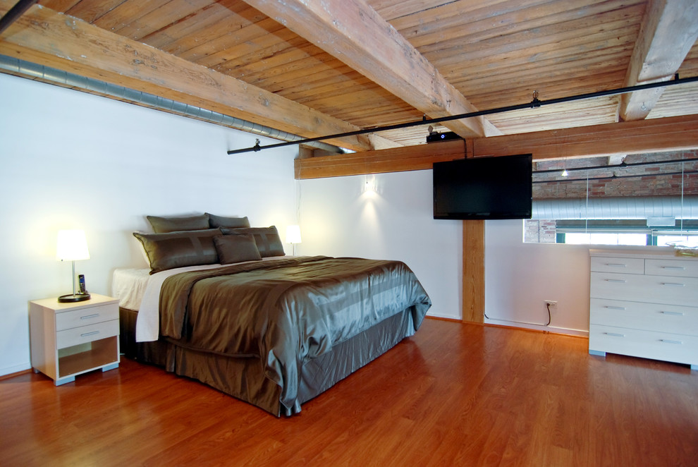 Photo of an industrial bedroom in Chicago.