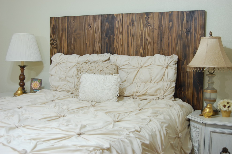 Inspiration for a rustic bedroom in Phoenix.
