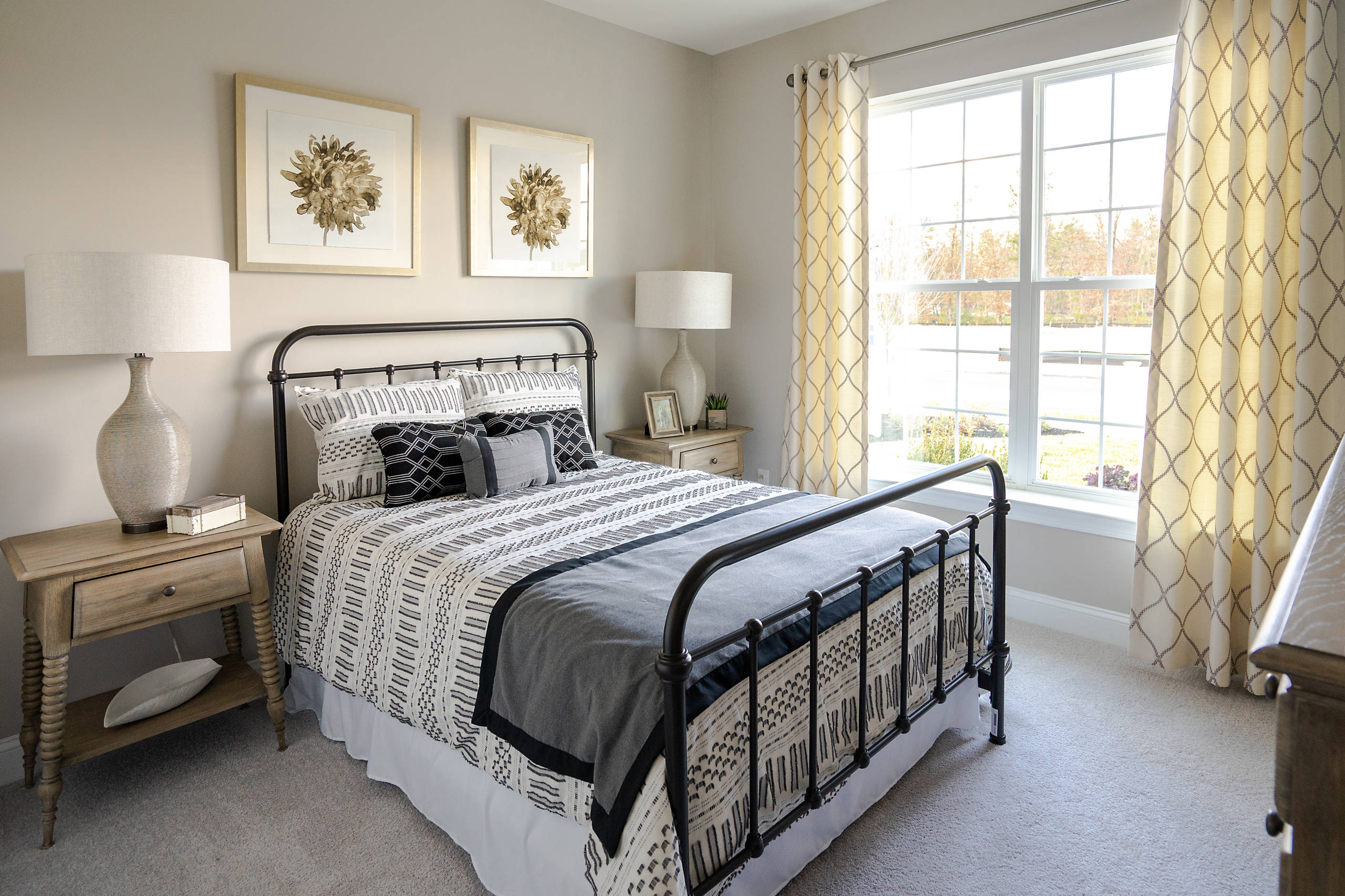 Modern farmhouse guest sale bedroom