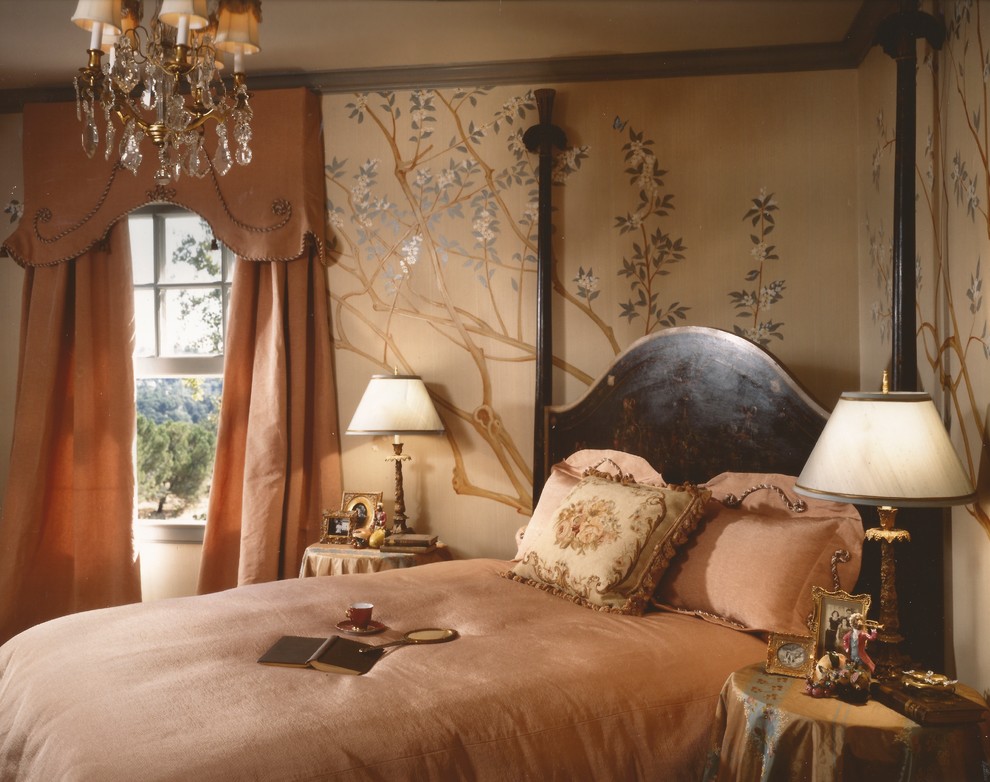 Inspiration for a traditional bedroom in San Francisco.