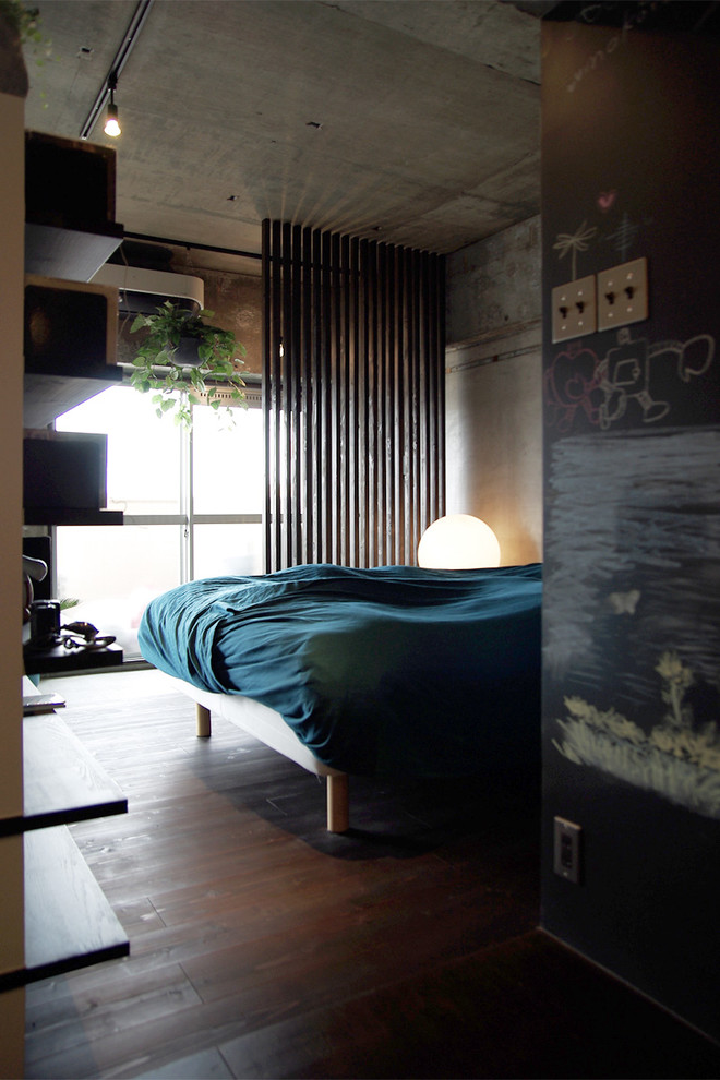 名古屋にあるエクレクティックスタイルのおしゃれな寝室
