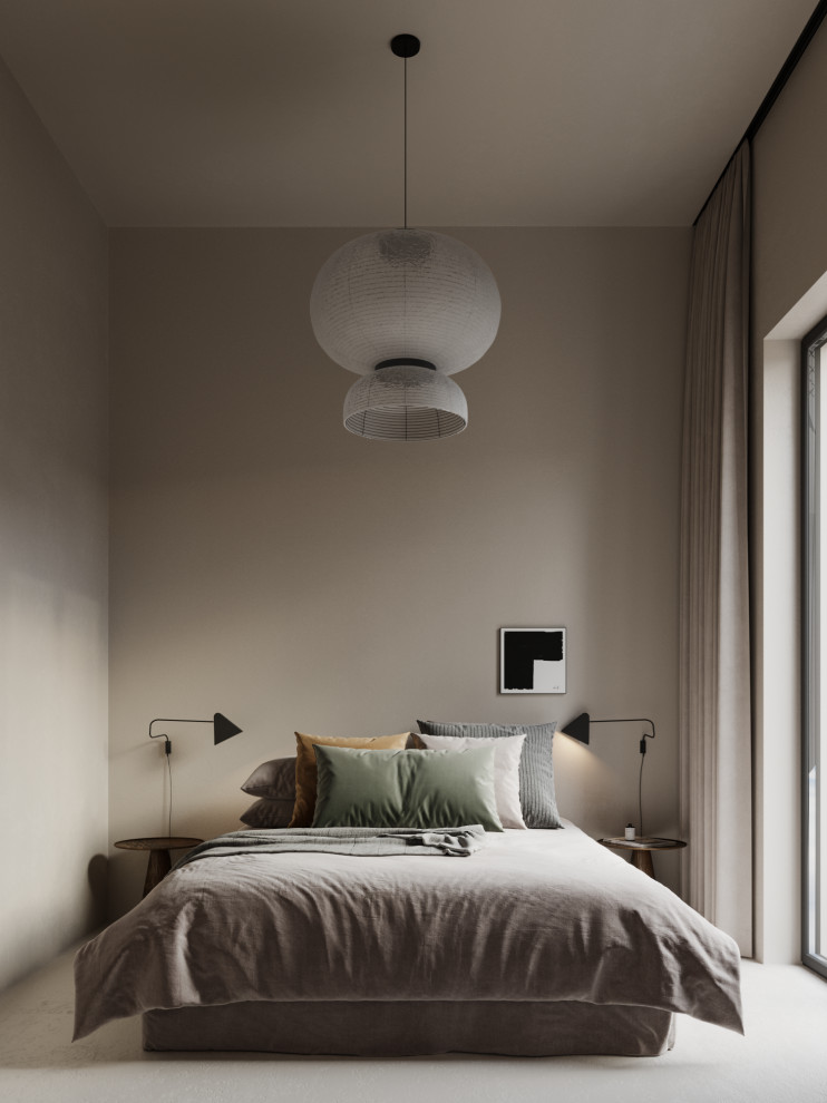 Modelo de dormitorio principal actual pequeño con paredes beige, suelo de cemento, chimenea de doble cara, marco de chimenea de hormigón y suelo beige
