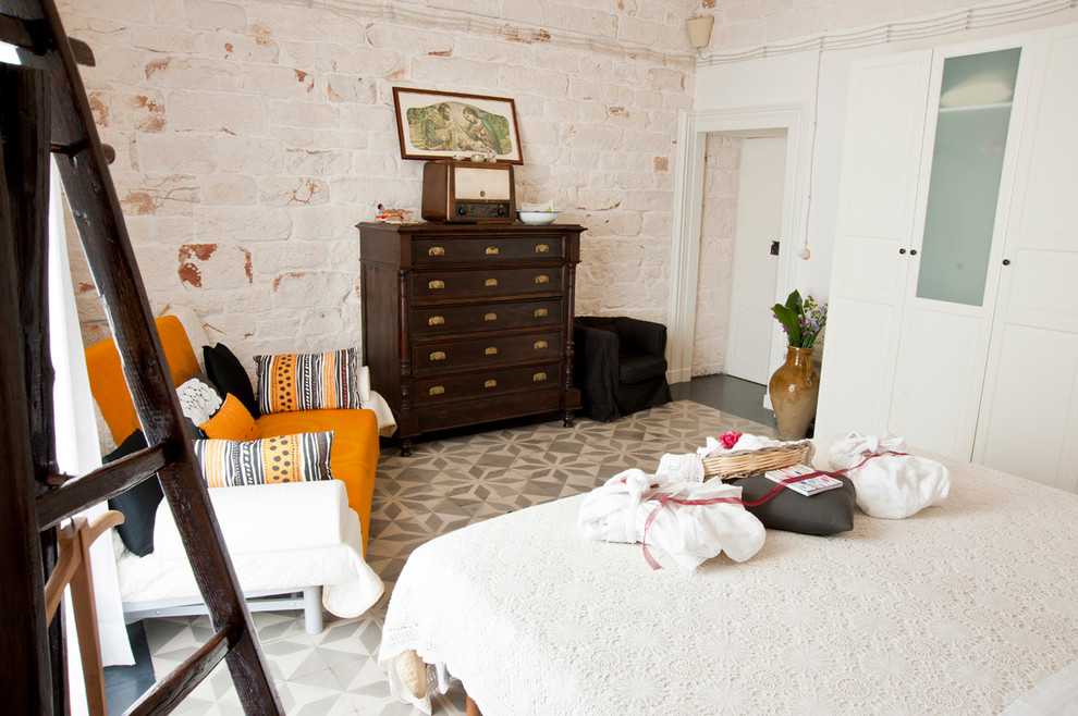 Photo of a mediterranean bedroom in Bari.