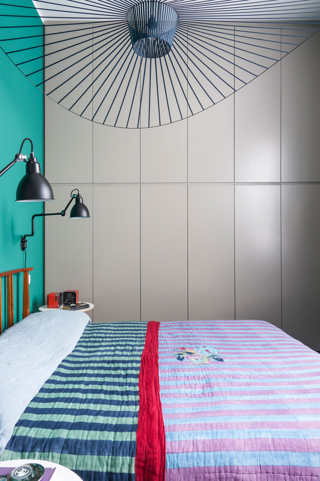ミラノにあるミッドセンチュリースタイルのおしゃれな寝室のインテリア