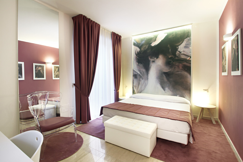 Inspiration for a modern bedroom remodel in Bologna