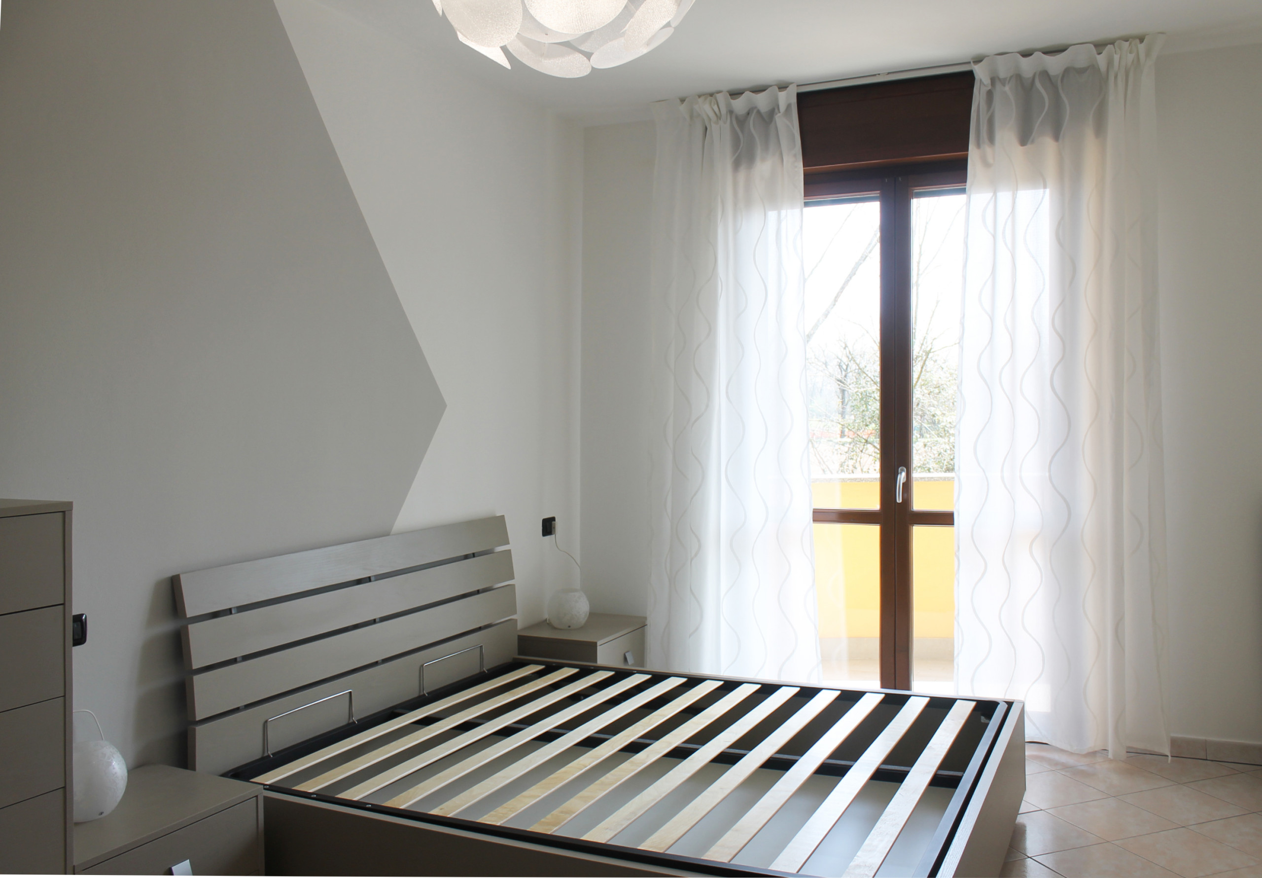 おしゃれな寝室 ピンクの床 グレーの壁 の画像 21年9月 Houzz ハウズ