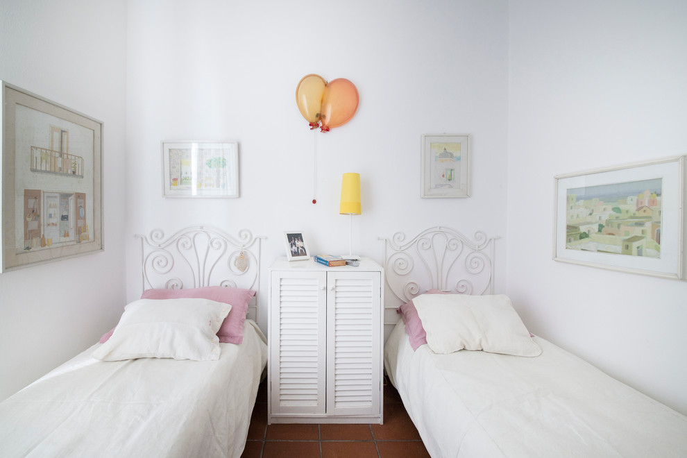 На фото: спальня в стиле шебби-шик с