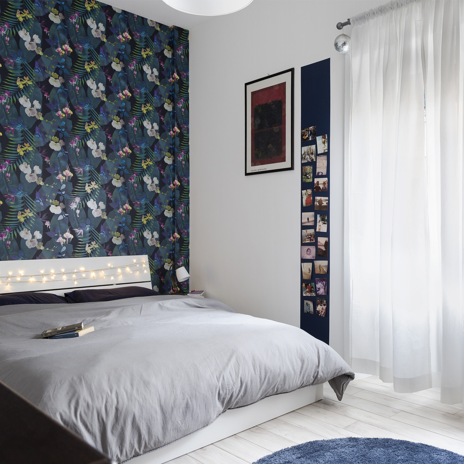 Camera da letto con carta da parati - Foto, Idee, Arredamento - Gennaio  2023 | Houzz IT