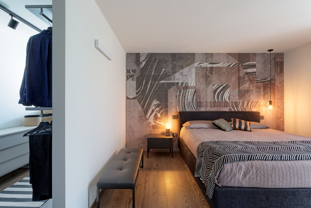 Photo of a modern bedroom in Bologna.