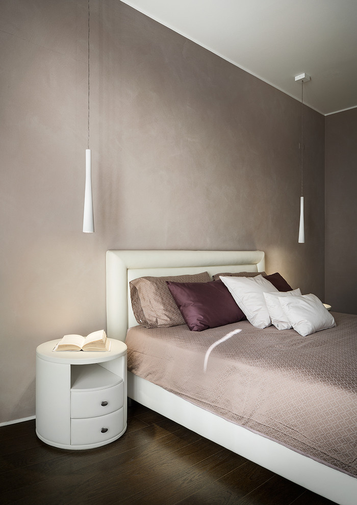 Contemporary bedroom in Milan.