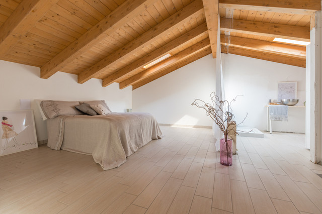 Simply Light and Modern Interior Design and Decor, Small Penthouse in ...