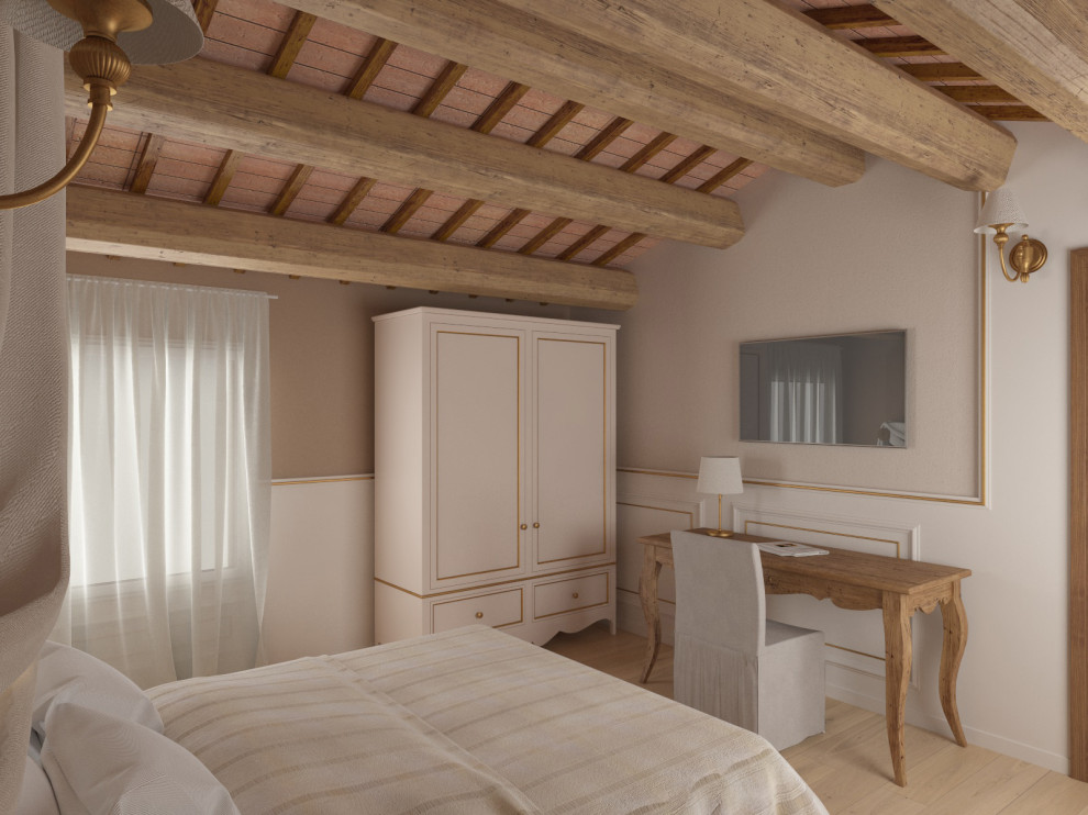 Ispirazione per una camera matrimoniale chic di medie dimensioni con pareti beige, pavimento in legno massello medio e pavimento beige