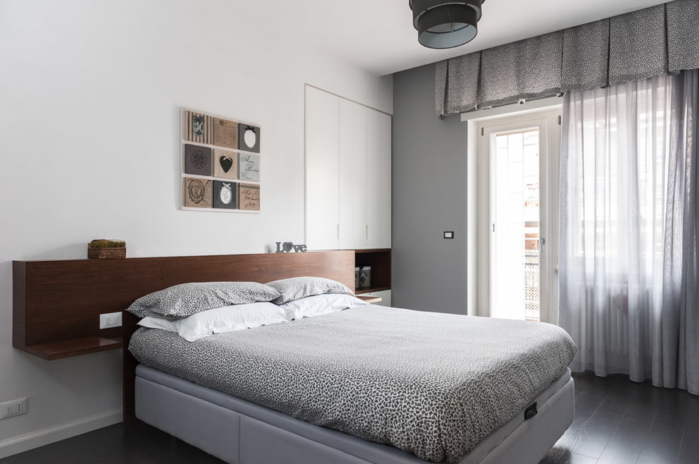 Design ideas for a modern bedroom in Rome.