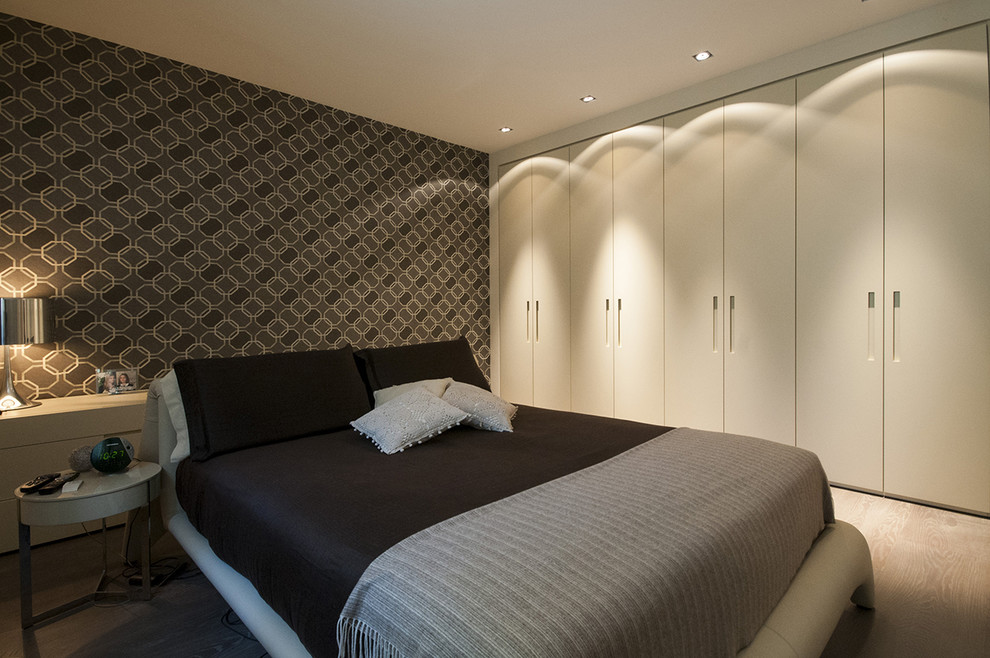 Design ideas for a modern bedroom in Milan.