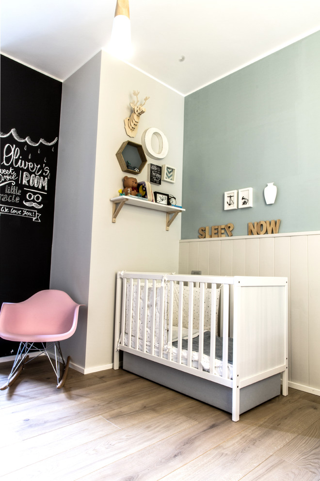 This is an example of a contemporary nursery in Milan.