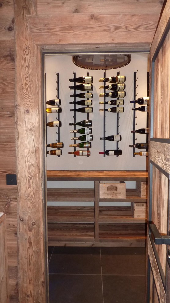 Aménagement Classique en Savoie Wine Cellar Grenoble by