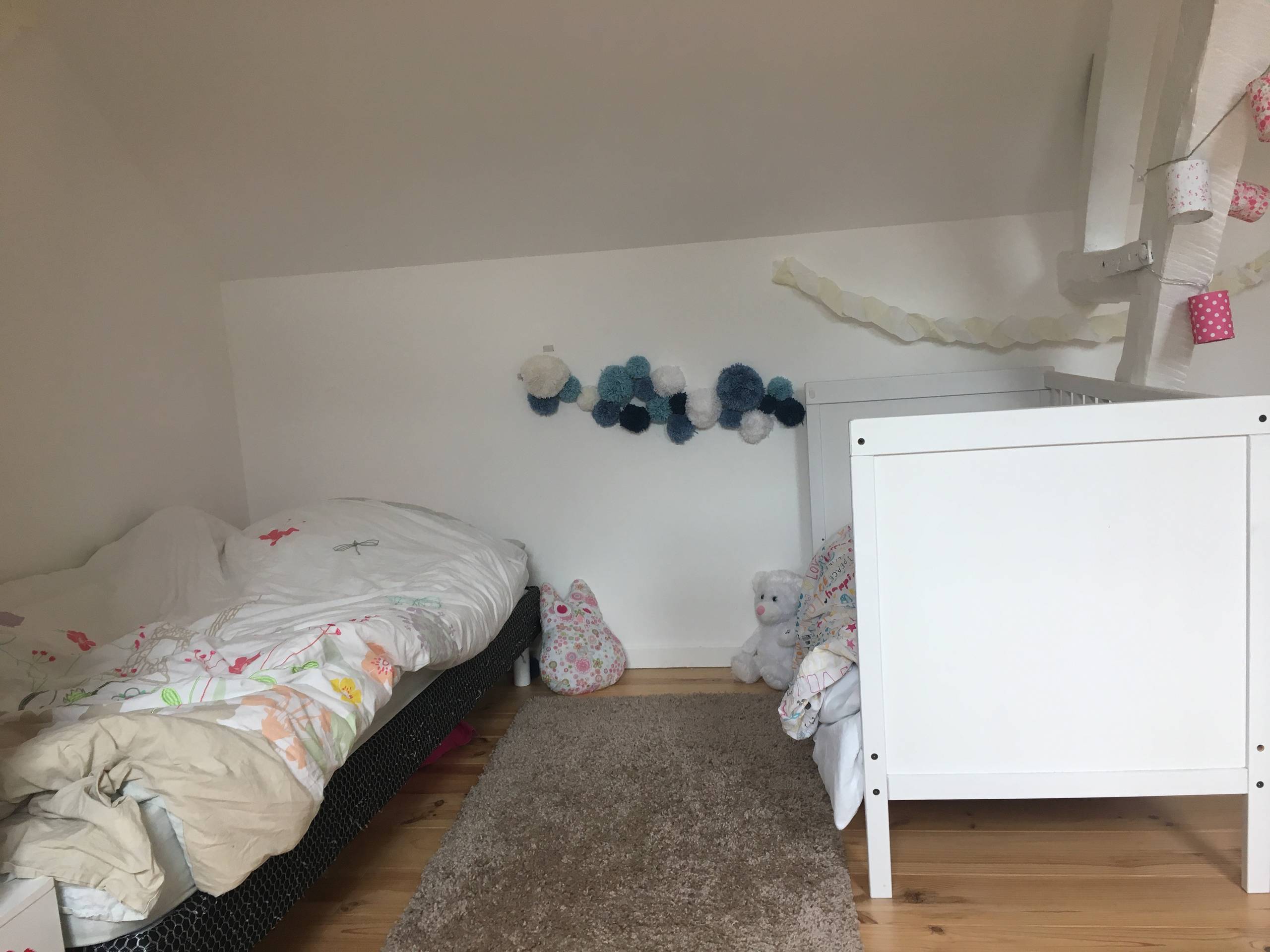 シャビーシック調のおしゃれな勉強部屋のインテリア画像 21年8月 Houzz ハウズ