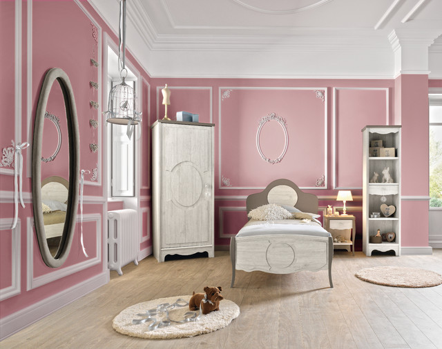 Chambre Demoiselle Classique Chic Chambre D Enfant Nantes Par Gautier France Houzz