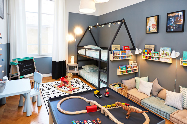 Chambre Garcons Montessori Classique Chic Chambre D Enfant Autres Perimetres Par Vert Emeraude Decoration Houzz