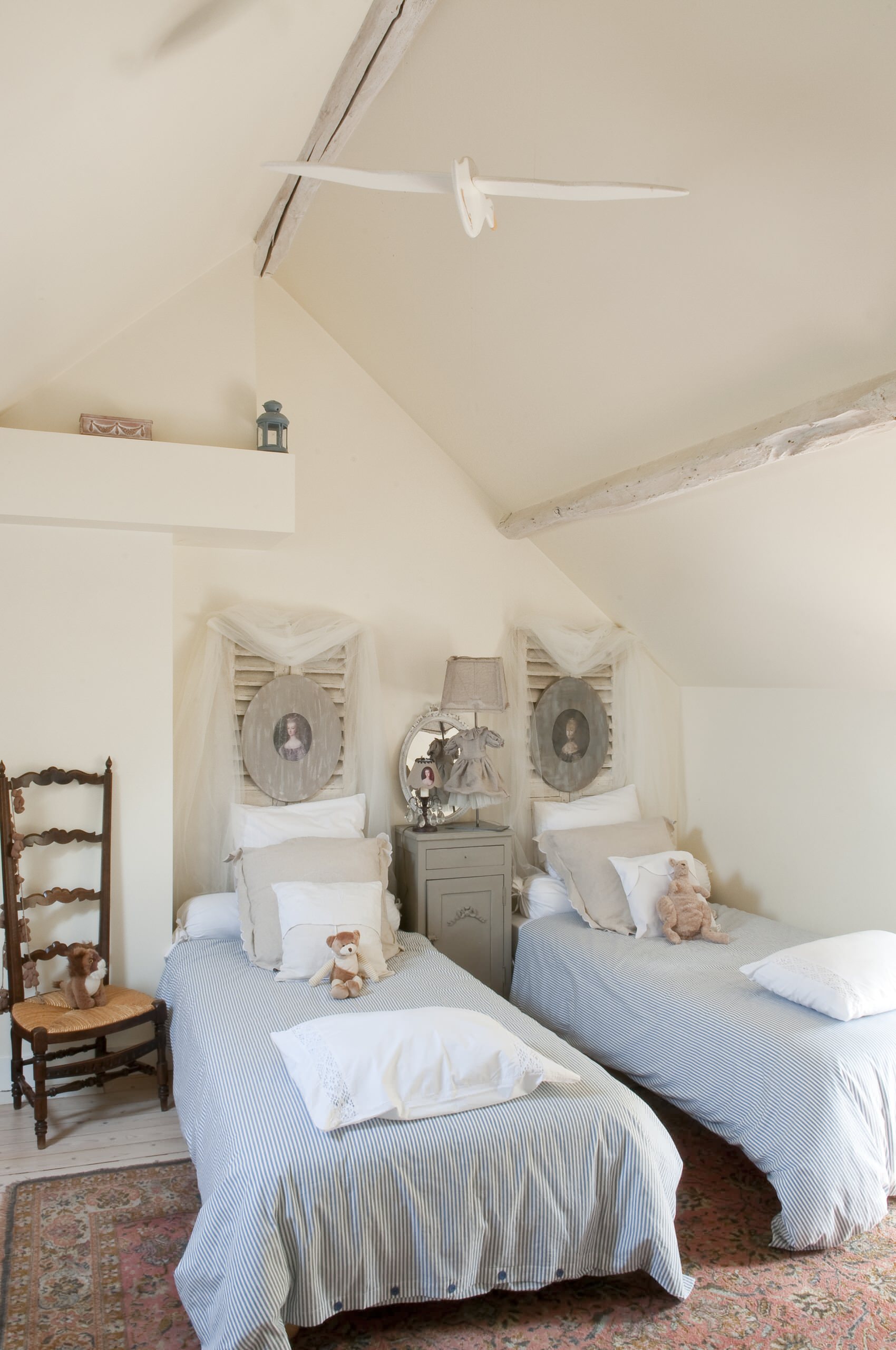 French Country Twin Beds Houzz, French Twin Bed