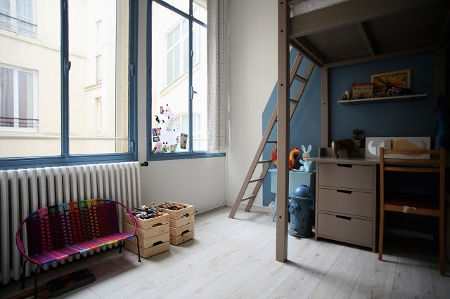 Modernes Kinderzimmer in Paris