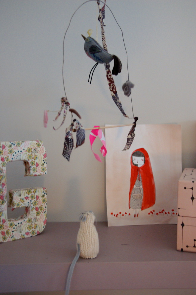 Idée de décoration pour une chambre de fille de 4 à 10 ans design.