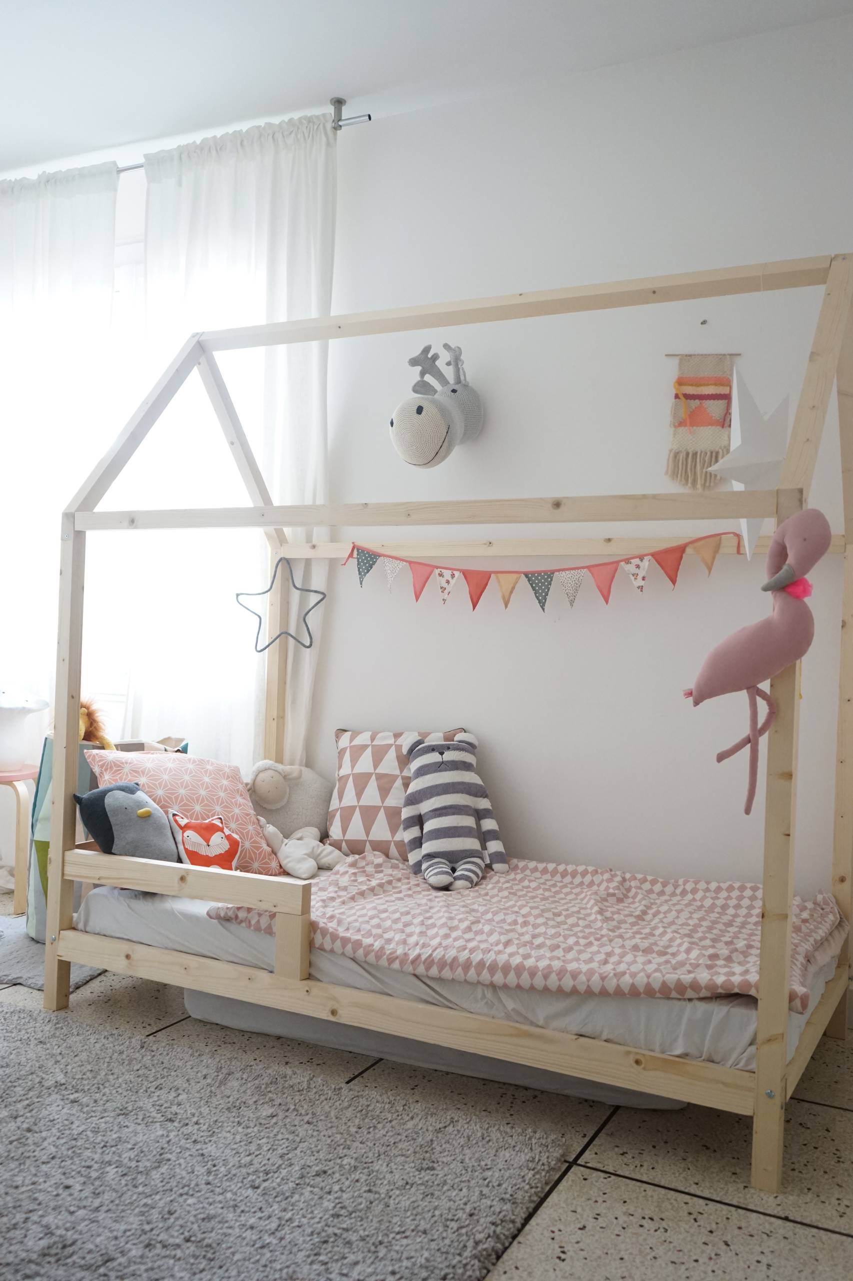 Кровать-домик для мальчика, девочки: пошаговая инструкция изготовления своими руками