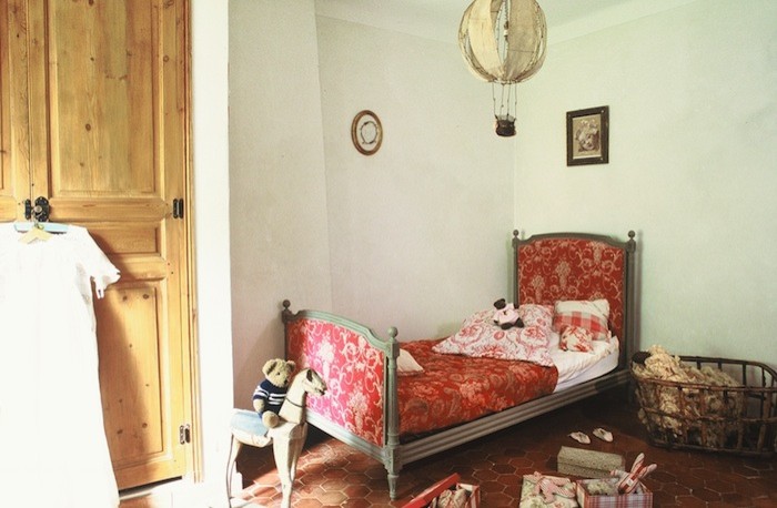 マルセイユにあるカントリー風のおしゃれな子供部屋の写真