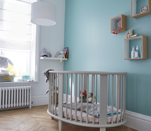 Une Chambre De Bebe Aux Couleurs Apaisantes Contemporain Chambre De Bebe Lille Par Castorama Houzz