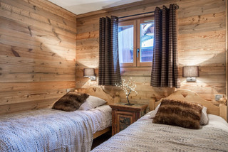Tête de lit en bois déco chalet montagne home made wooden bed head