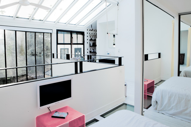 Atelier D Artiste Revisite Skandinavskij Spalnya Parizh Ot Eksperta Miriam Gassmann Houzz Rossiya