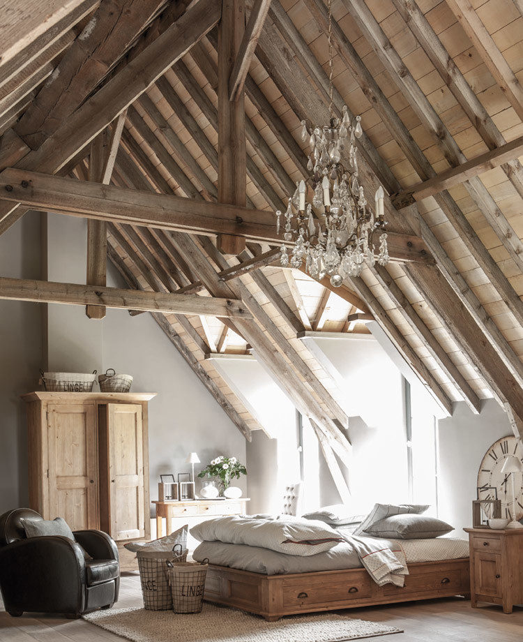 Design ideas for a rustic bedroom in Le Havre.