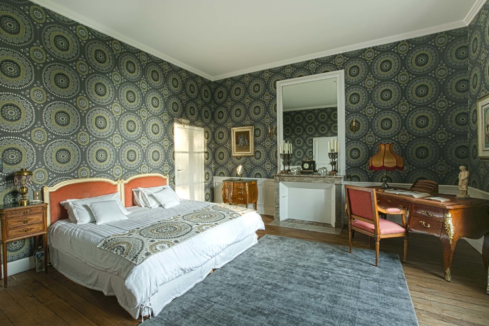 Photo of a classic bedroom in Dijon.