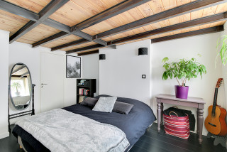 75 photos et idées déco de chambres avec un plafond en bois - Mai 2023 |  Houzz FR
